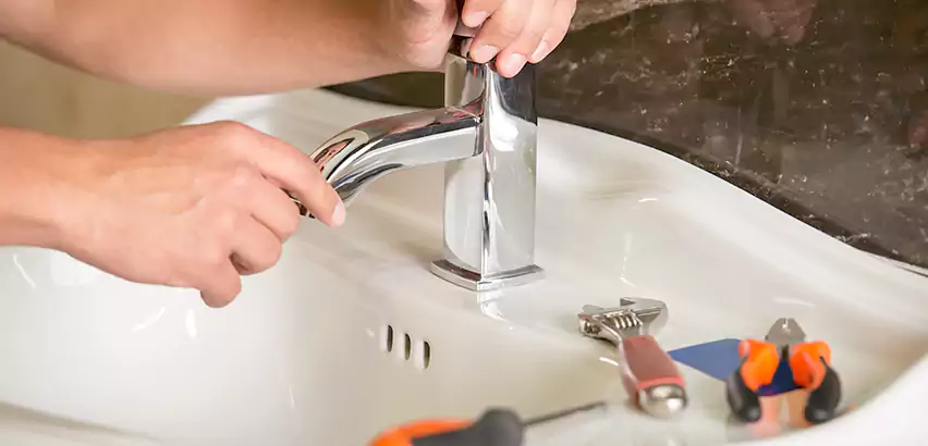 Bathtub Faucet Replacement in New Iberia